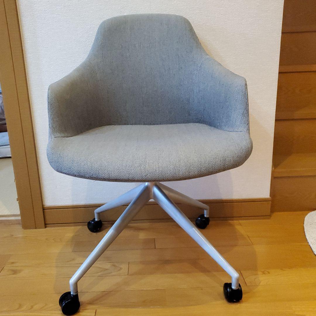 フランスアンティーク ブルーグレーの木製ドールキャビネット フランス