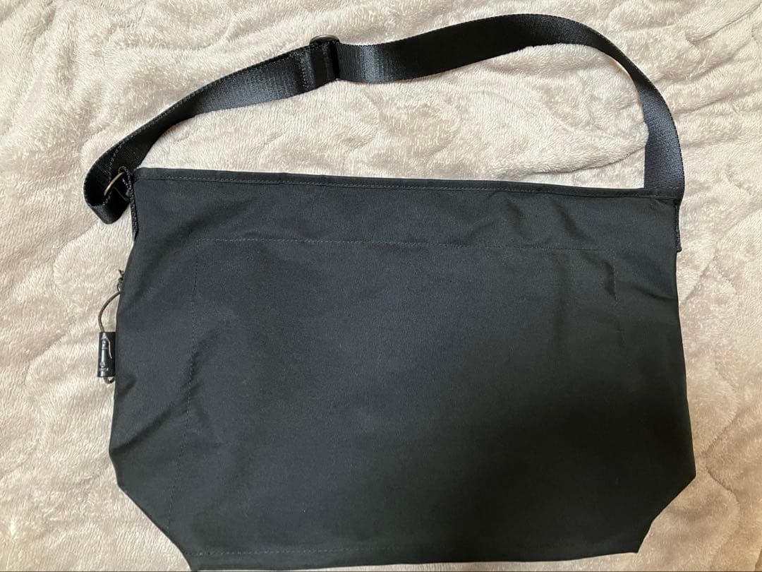 AMIACALVA MESSENGER BAG シンゾーン