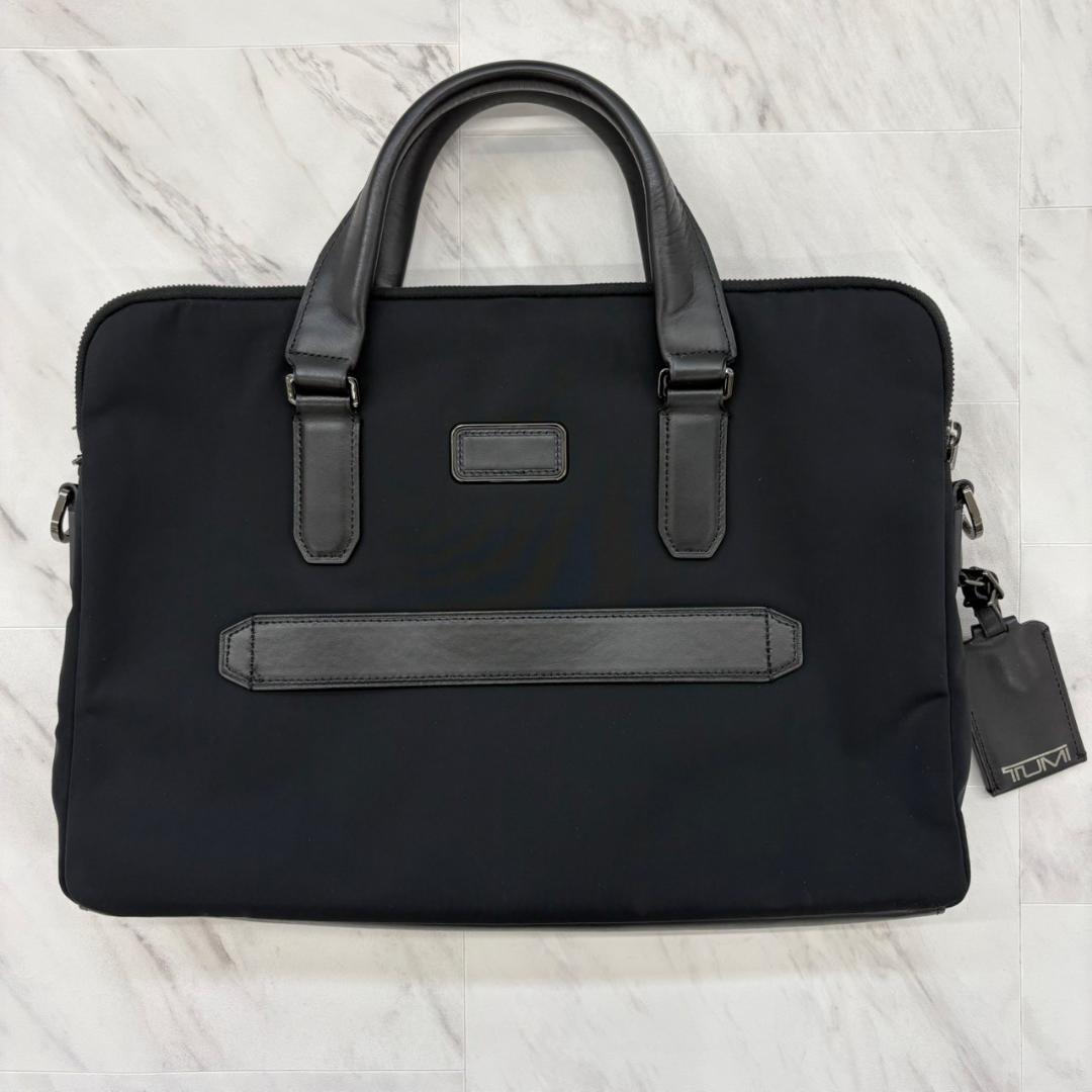 TUMI ビジネスバッグ Harrison シカモア スリム 極美品