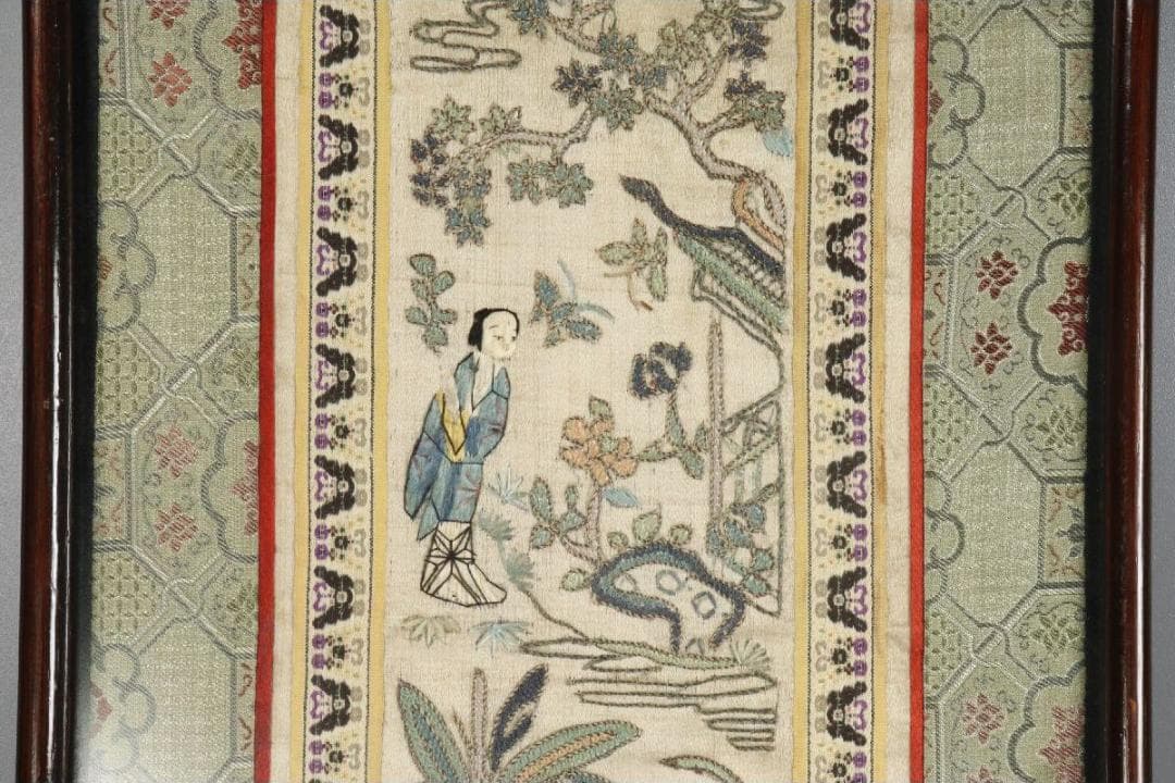 珍】 ☆ 額装 才子佳人図繍片 ☆ 民国時期 刺繍 人物紋 亭台