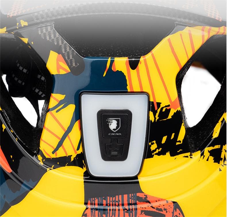 超特価！】CIGNA PRO ストライダー フルフェイス ヘルメット 走行撮影