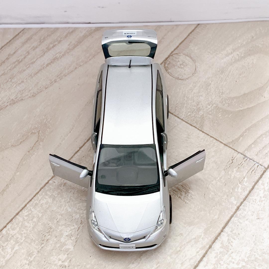 1/30　プリウスa PRIUSa 非売品　ミニカー　入手困難