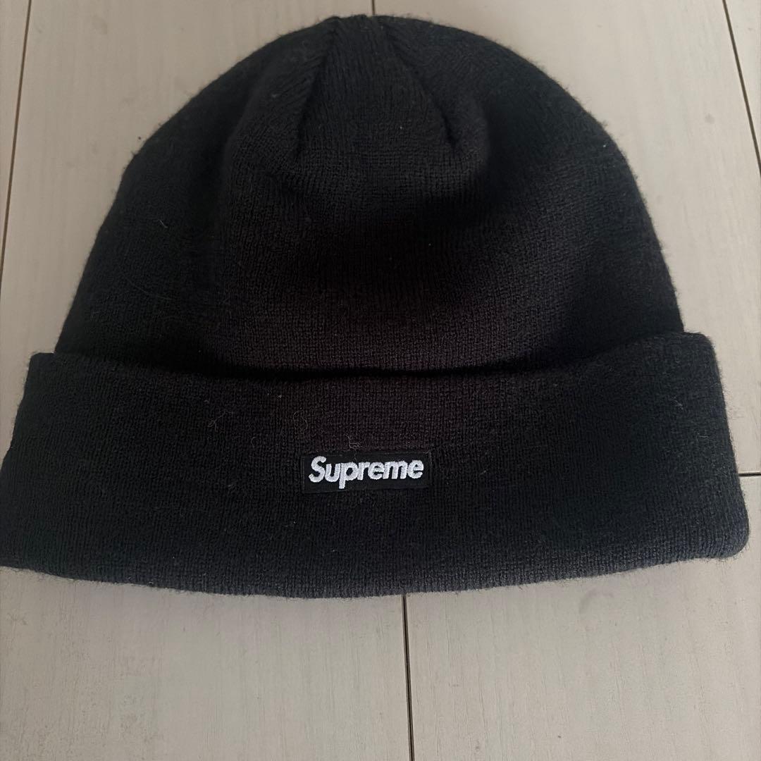 supreme ニット帽 スワロフスキー - メルカリ