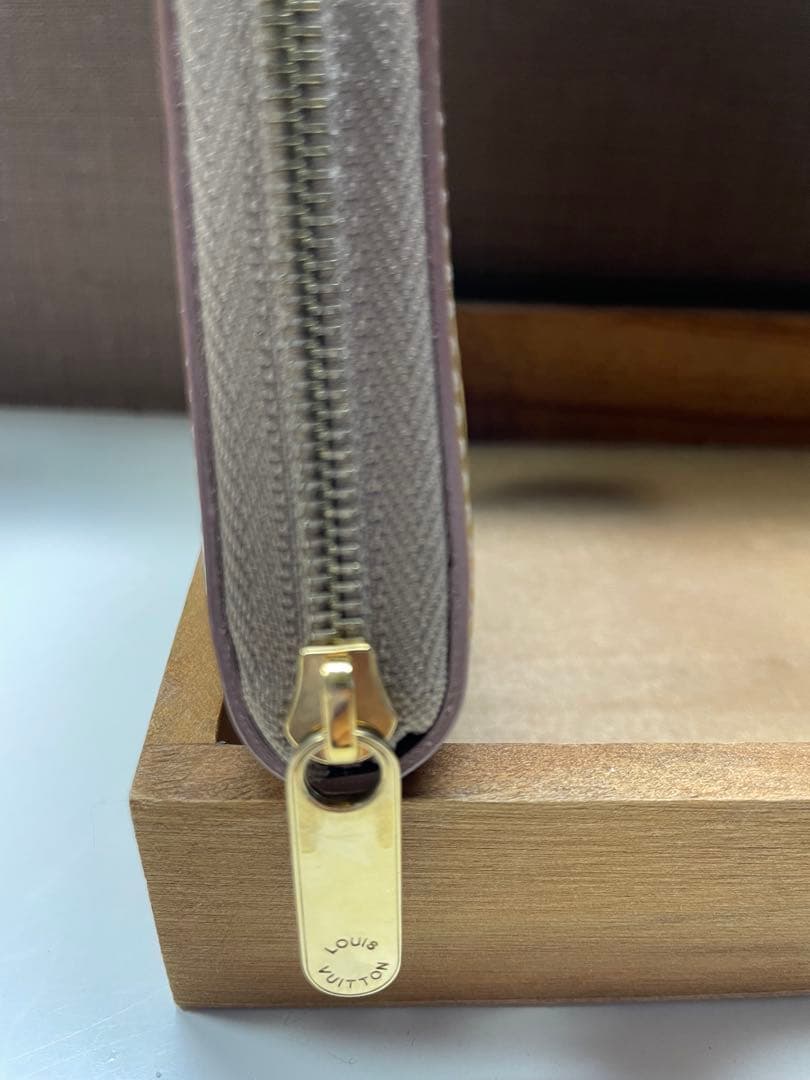 ルイヴィトン　ヴェルニ　ケース　カードケース　ベージュプードル