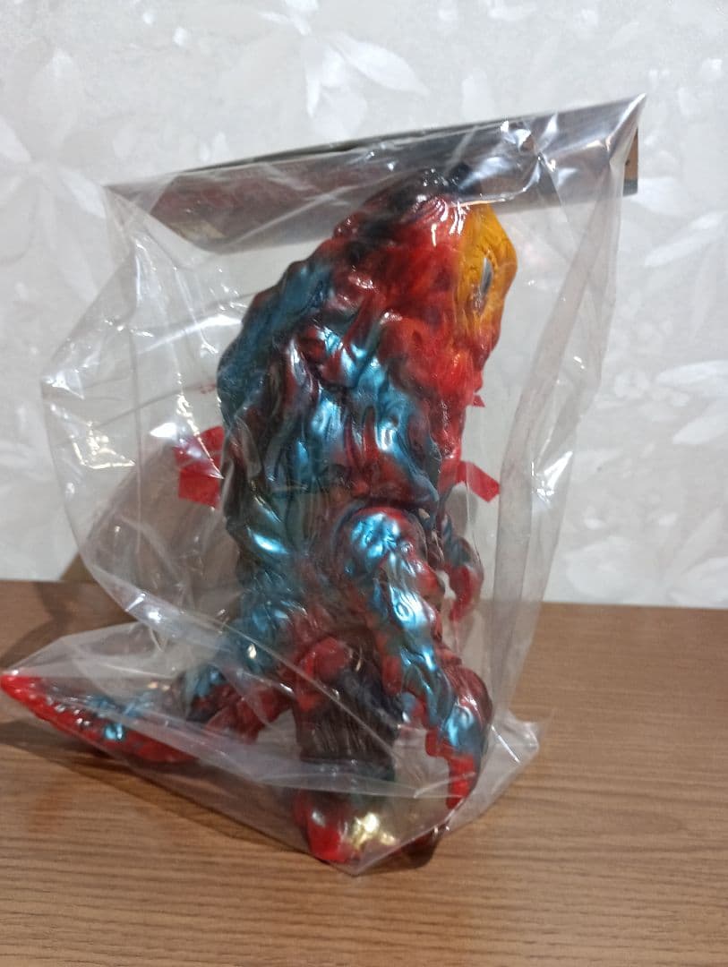 M1号世紀の大怪獣ブルマァクの怪獣シリーズ へドラ（赤成形/黄 メタ