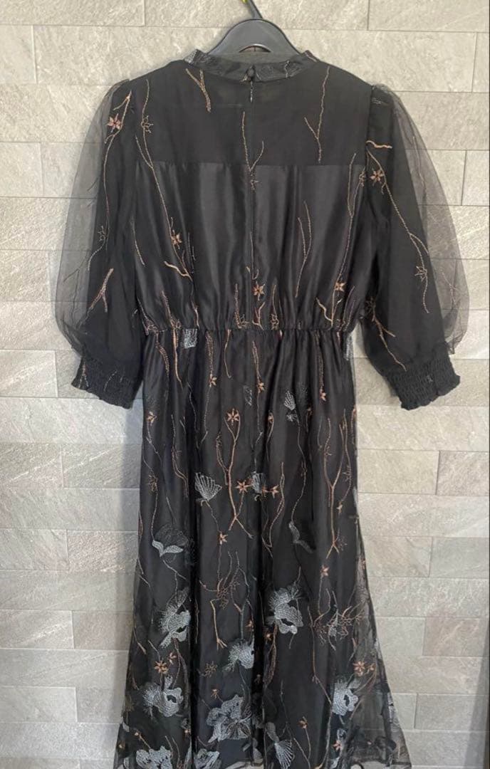 etoll. エトル 刺繍レースワンピースドレス 結婚式 お呼ばれ ブラック 黒