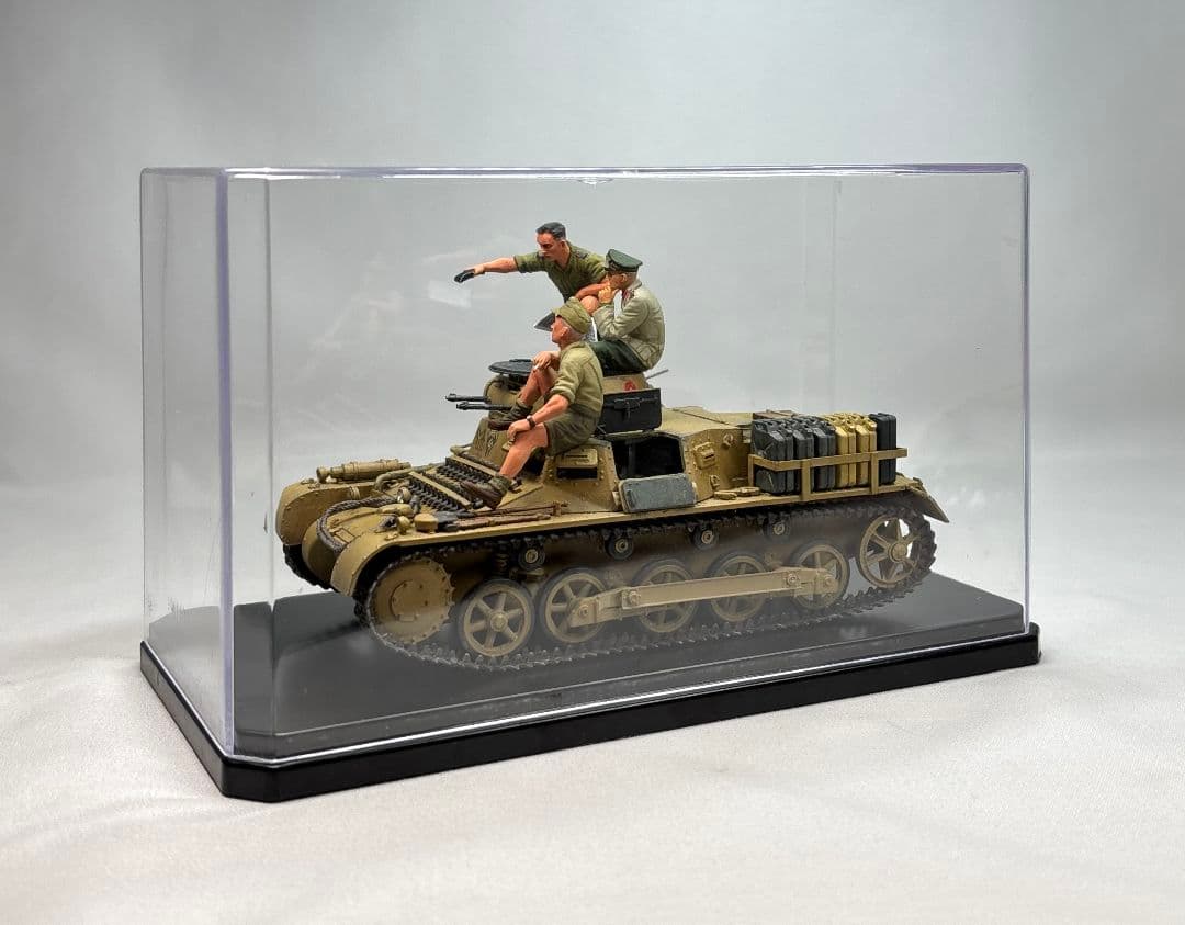 完成品】ズベズダ 1/35 ドイツ Ⅰ号戦車 B型 フィギュア3体セット 模型