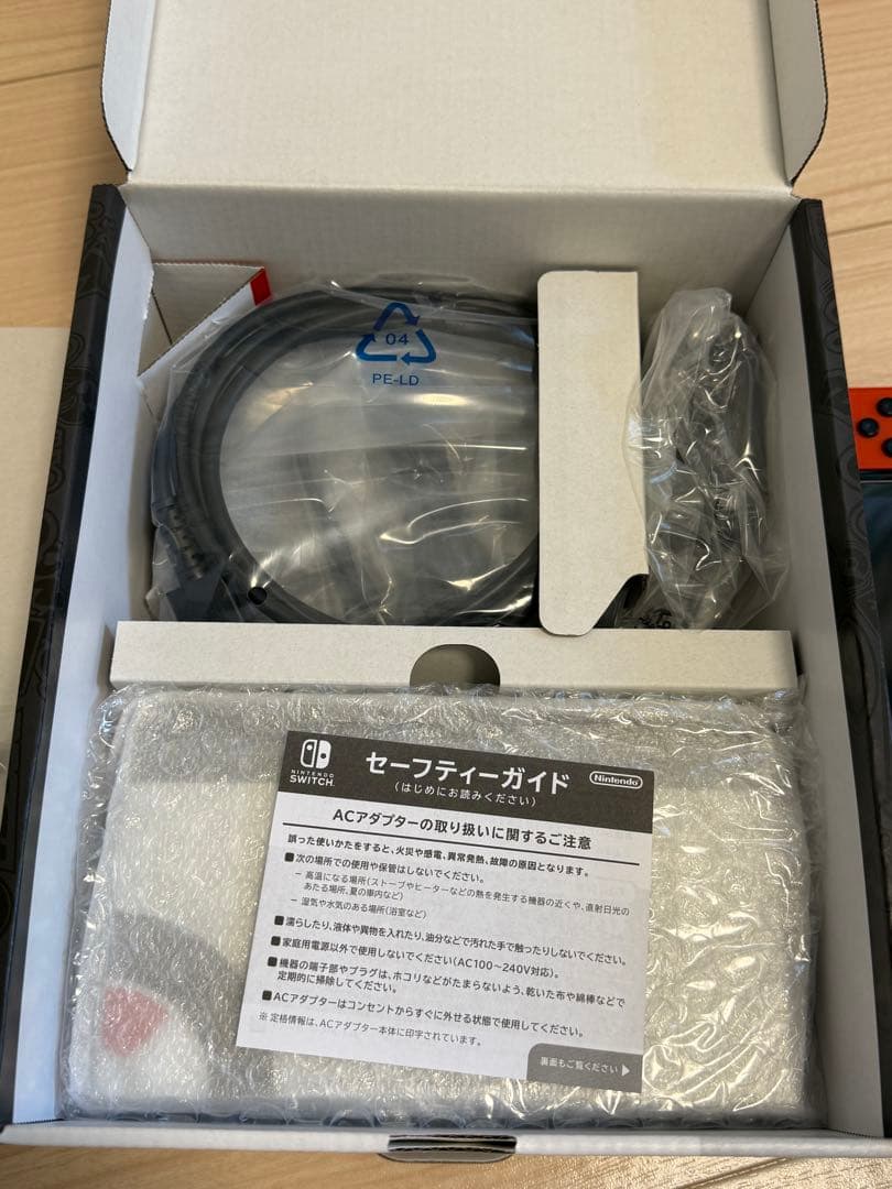 Nintendo Switch 有機EL ポケモンSVエディション　中古