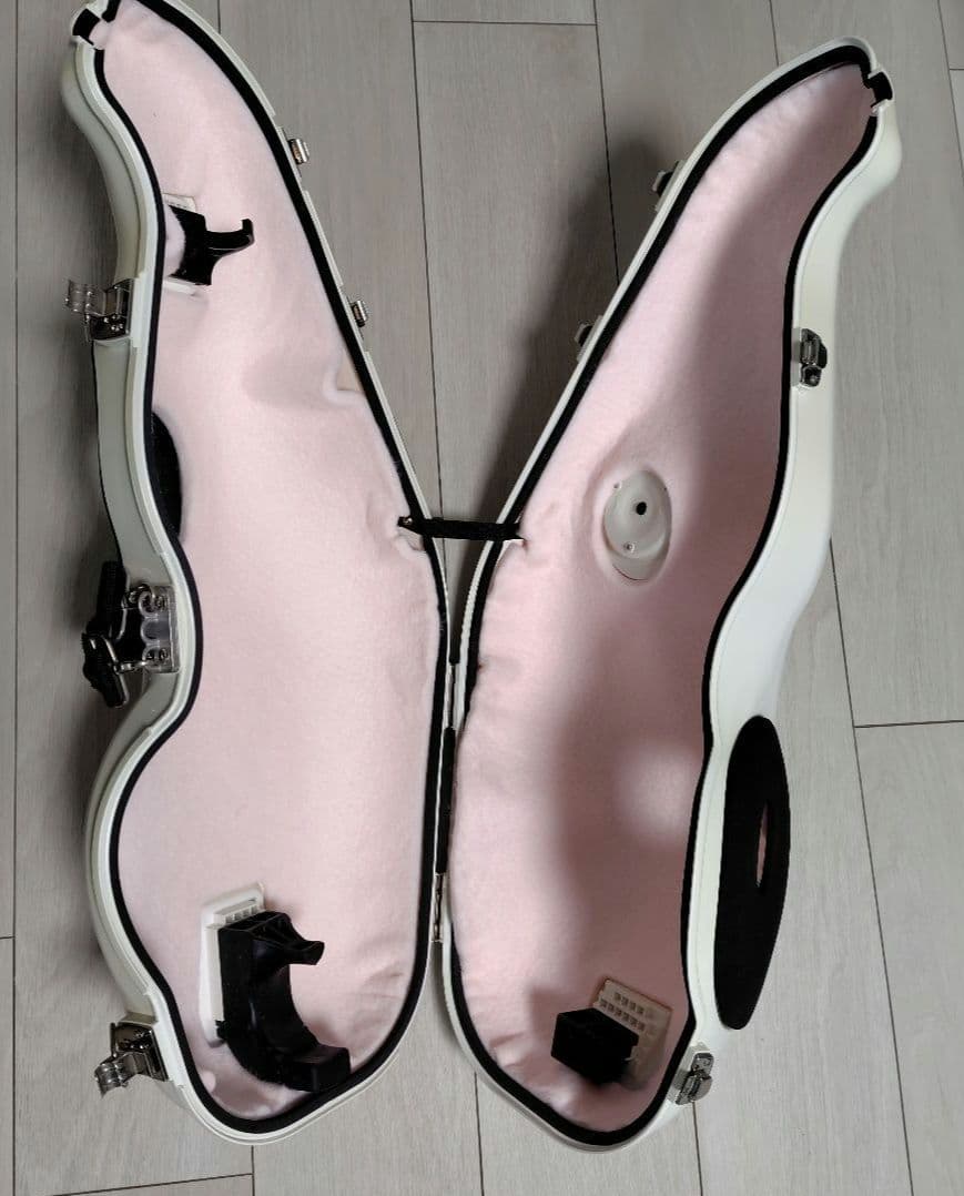 e-Sax （アルトサックス用 消音器）　BEST BRASS