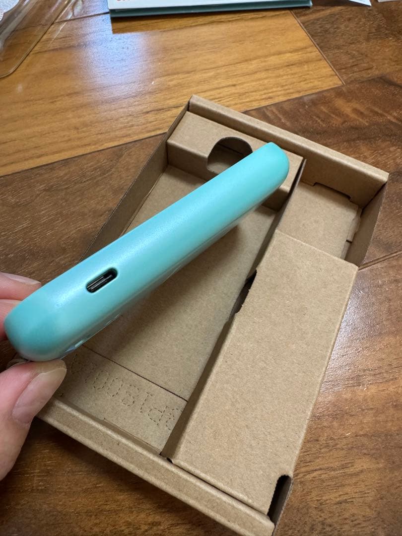 au mamorino6 マモリーノ6 水色 ミント 本体 キッズ携帯