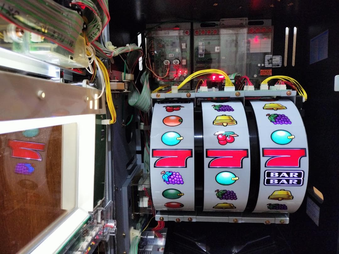 【パチスロ実機】エマ★ニューペガサスブラック【オートプレイ付不要機付】