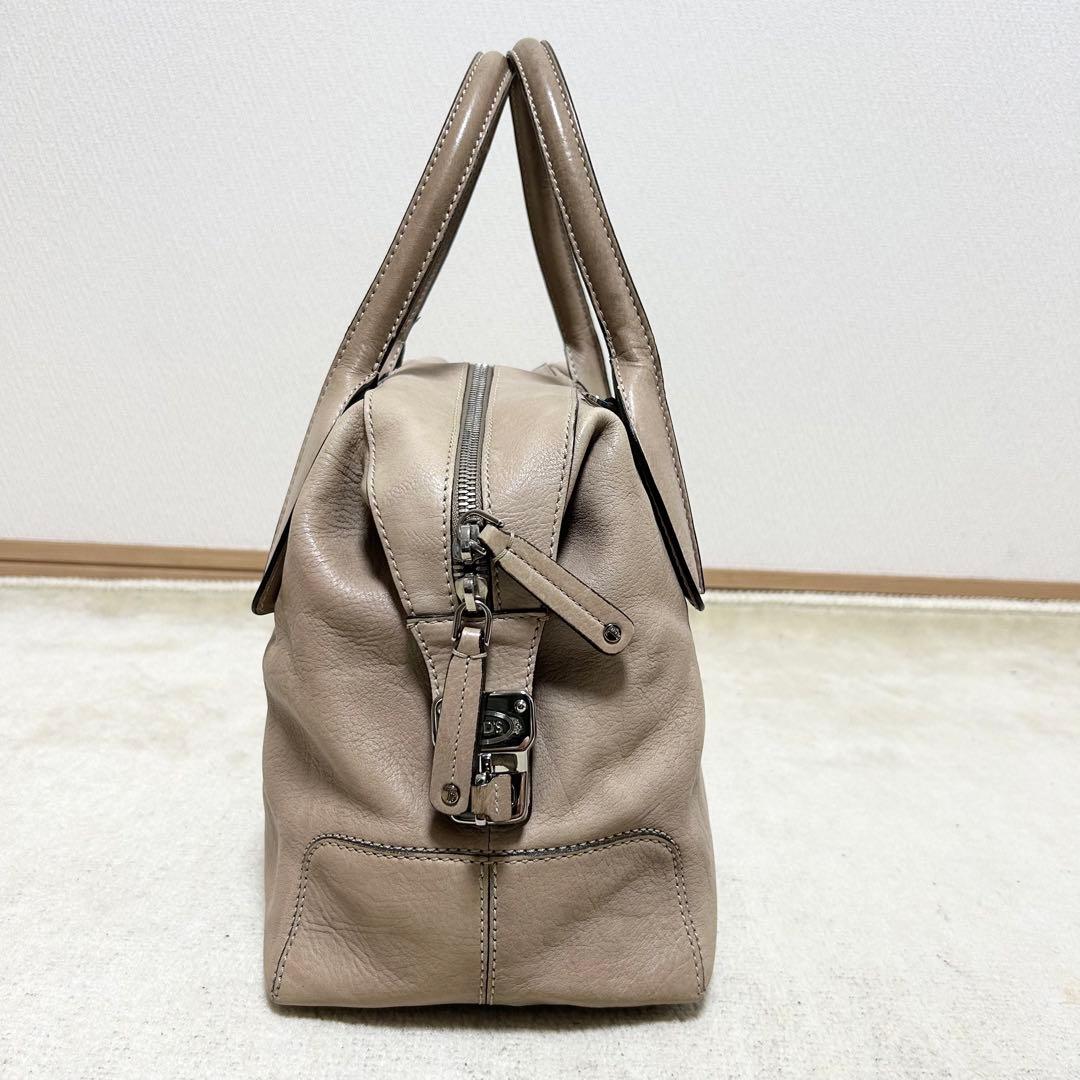 美品　トッズ　TOD'S Dスタイリング　ボストンバッグ　オールレザー　ベージュ