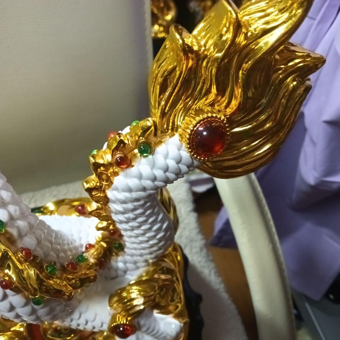 中国工芸品 白色と金色の白龍 ダンシングドラゴン 中国工芸品 白色と
