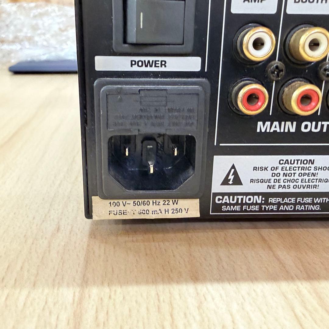 BEHRINGER VMX 300 DJミキサー - メルカリ