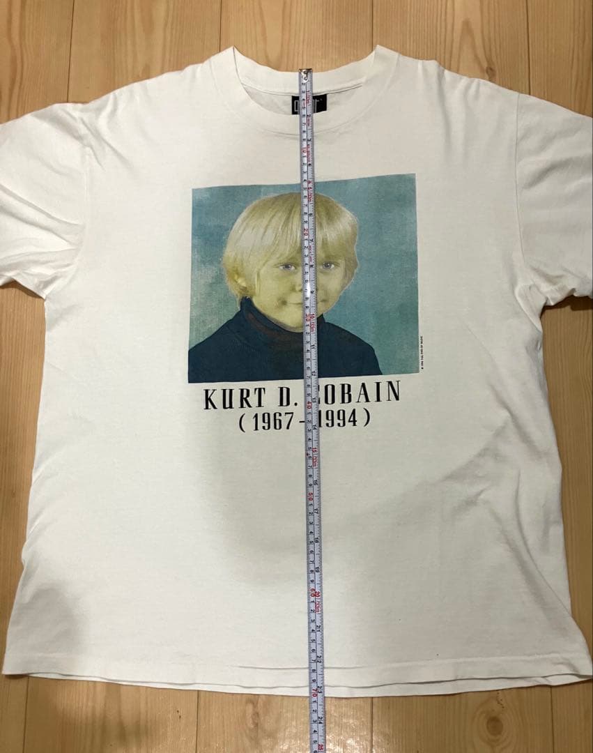 andrazor29 様専用VINTAGE 90s Kurt Cobain - メルカリ
