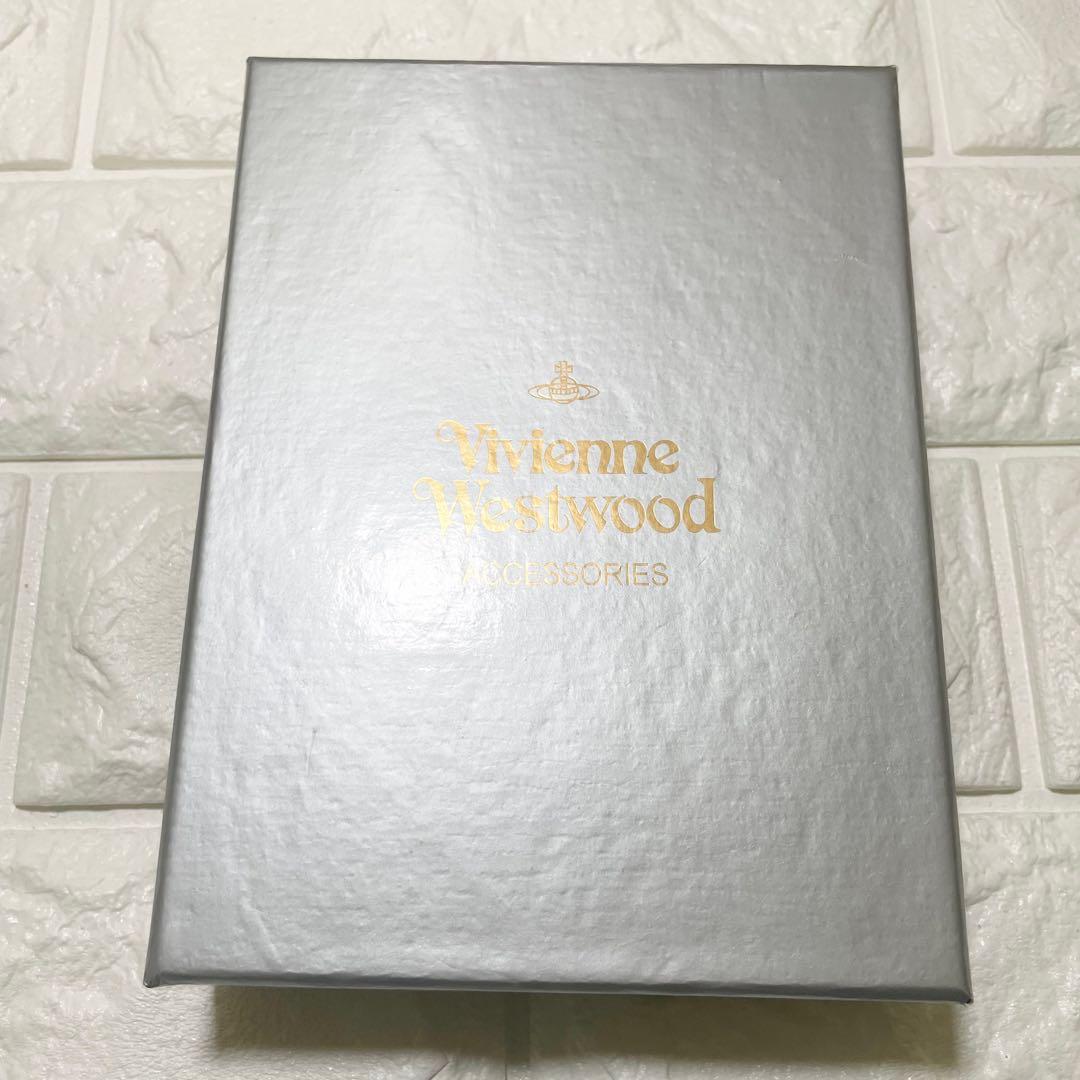 【新品未使用】ヴィヴィアンウエストウッド　三つ折り財布　ブラック