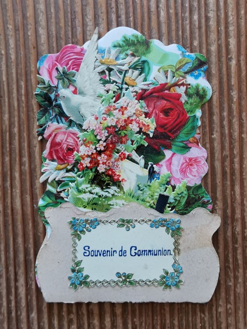 アンティークフランス 立体３層カードカニヴェ 聖体式記念 3D薔薇鳩バード勿忘草
