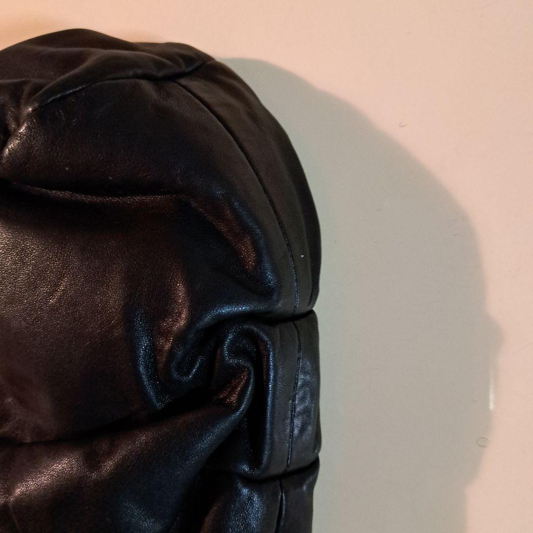 値下げ極美品【ジョルジオアルマーニ】ロゴ刻印ラムレザーバッグ