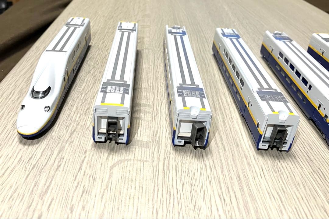 KATO E4系新幹線Max8両セット10-292、293