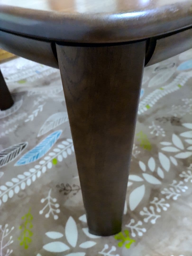 (期間限定価格)カリモク天然木ダイニングテーブル送料込み