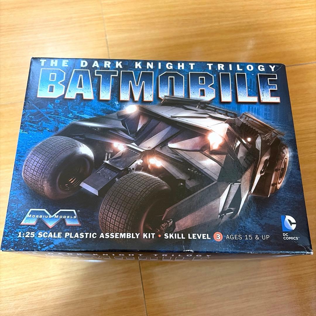 ダークナイトトリロジー　バットモービル ダークナイト・トリロジー/ 1/12 フル遠隔可動 インテリジェント