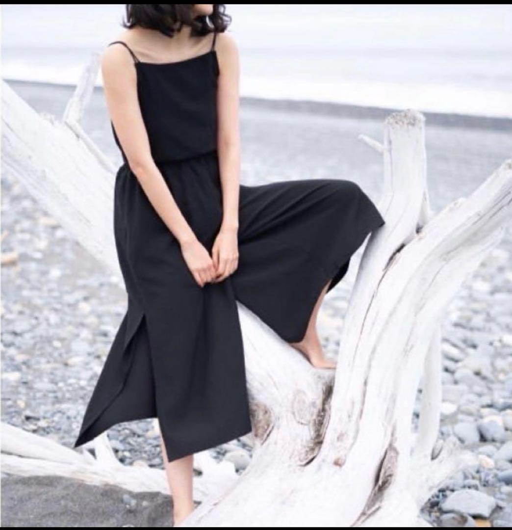 Nala ロングスリットオールインワン　新品未使用