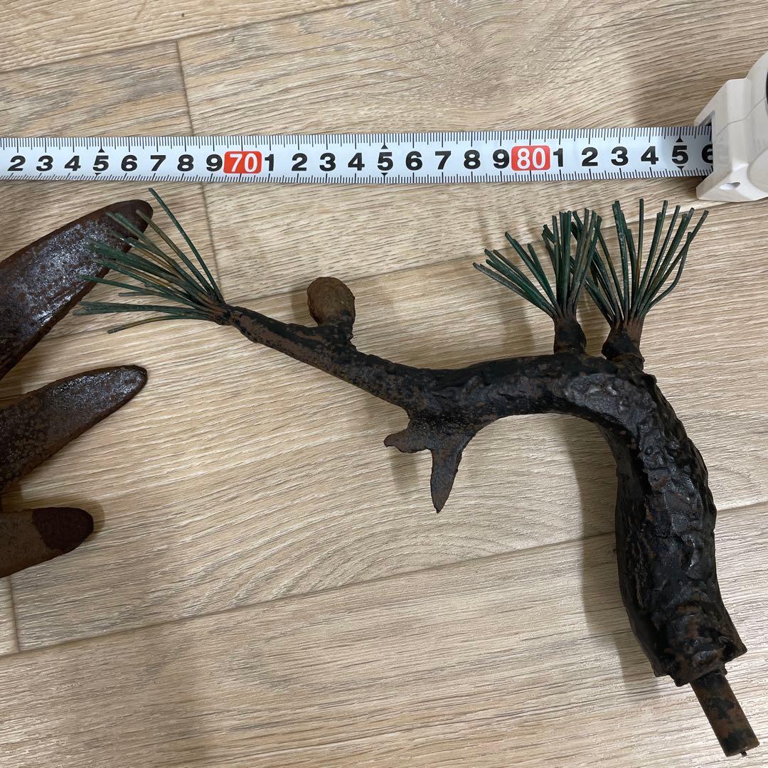 鷹 松 松の木 鳥 ブロンズ 鉄製品 鉄製 銅彫金 彫刻 鳥 アンティーク 金運