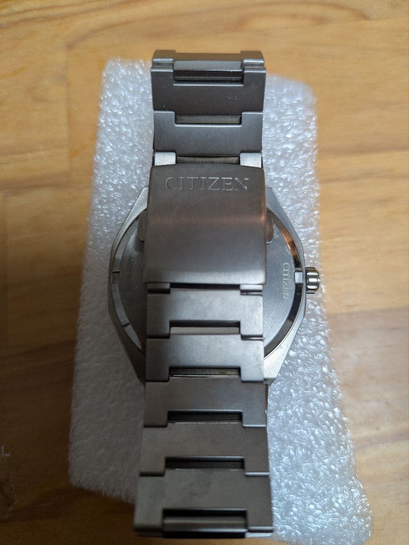 最終値引き　CITIZEN Zenshin AW0130-85X グリーン