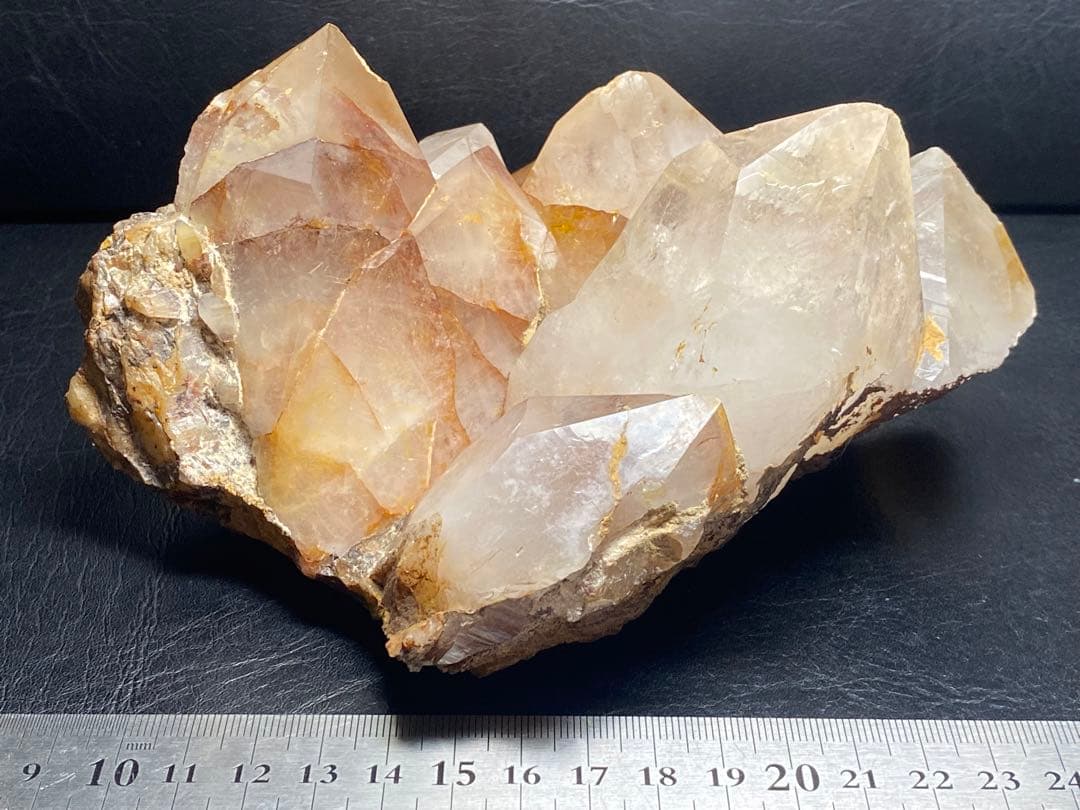 ヒマラヤンクォーツ　1.335kg