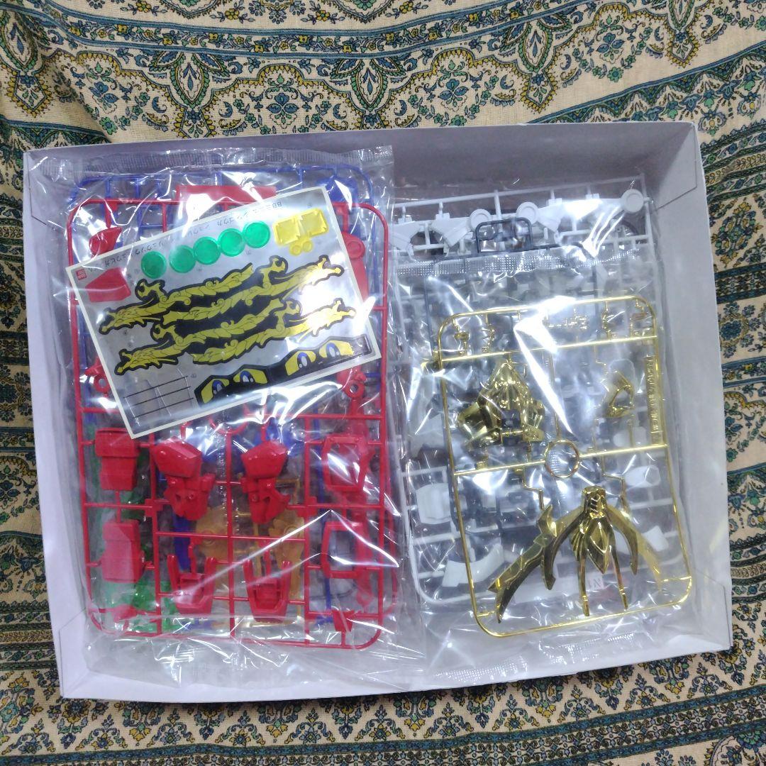 真豪華翔烈帝龍装劉備ガンダム　プラモデル