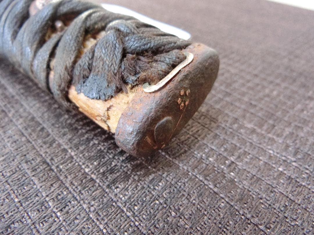 利用品！【 柄　柄巻き　縁頭　目貫　刀装具の部品・Rk・小道具】★拵え　刀剣必需