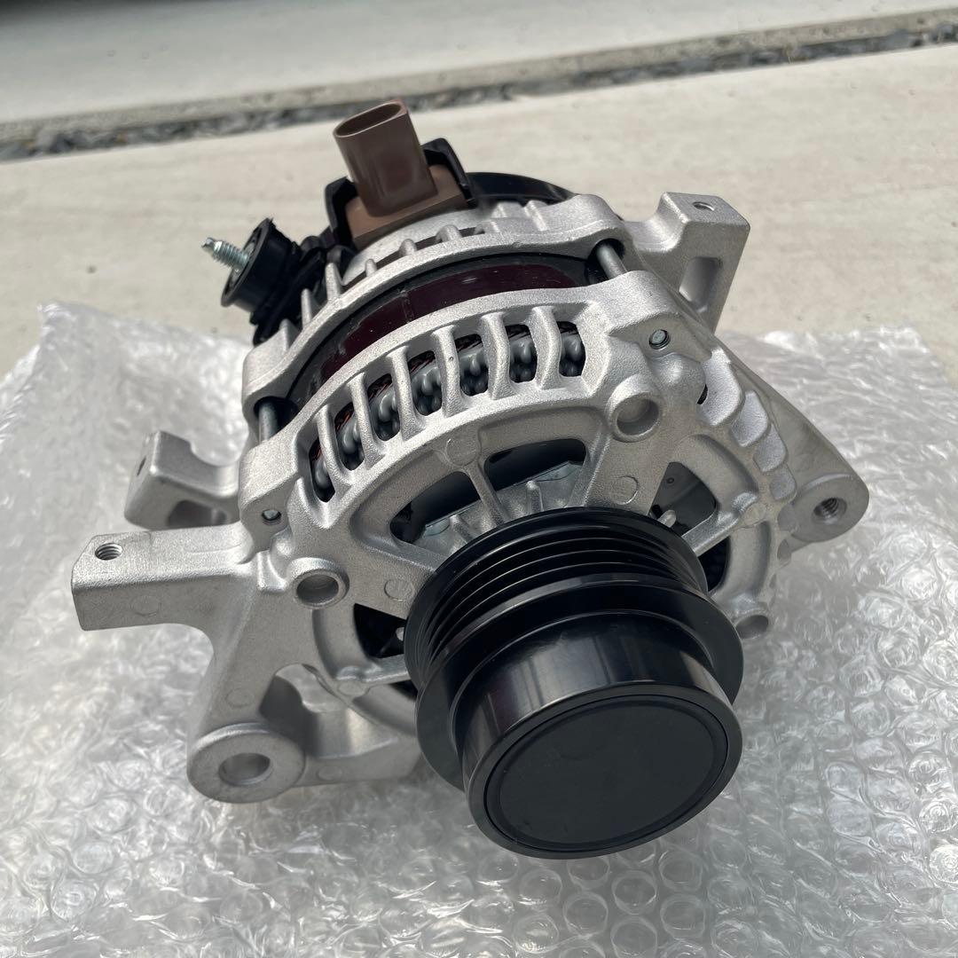 トヨタ　カローラフィールダー　オルタネーター 27060-47270