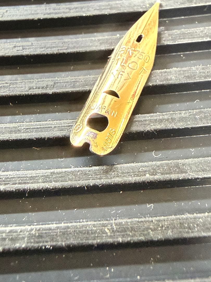 レア Pilot 万年筆 レディ レッドマーブル 18k 1978