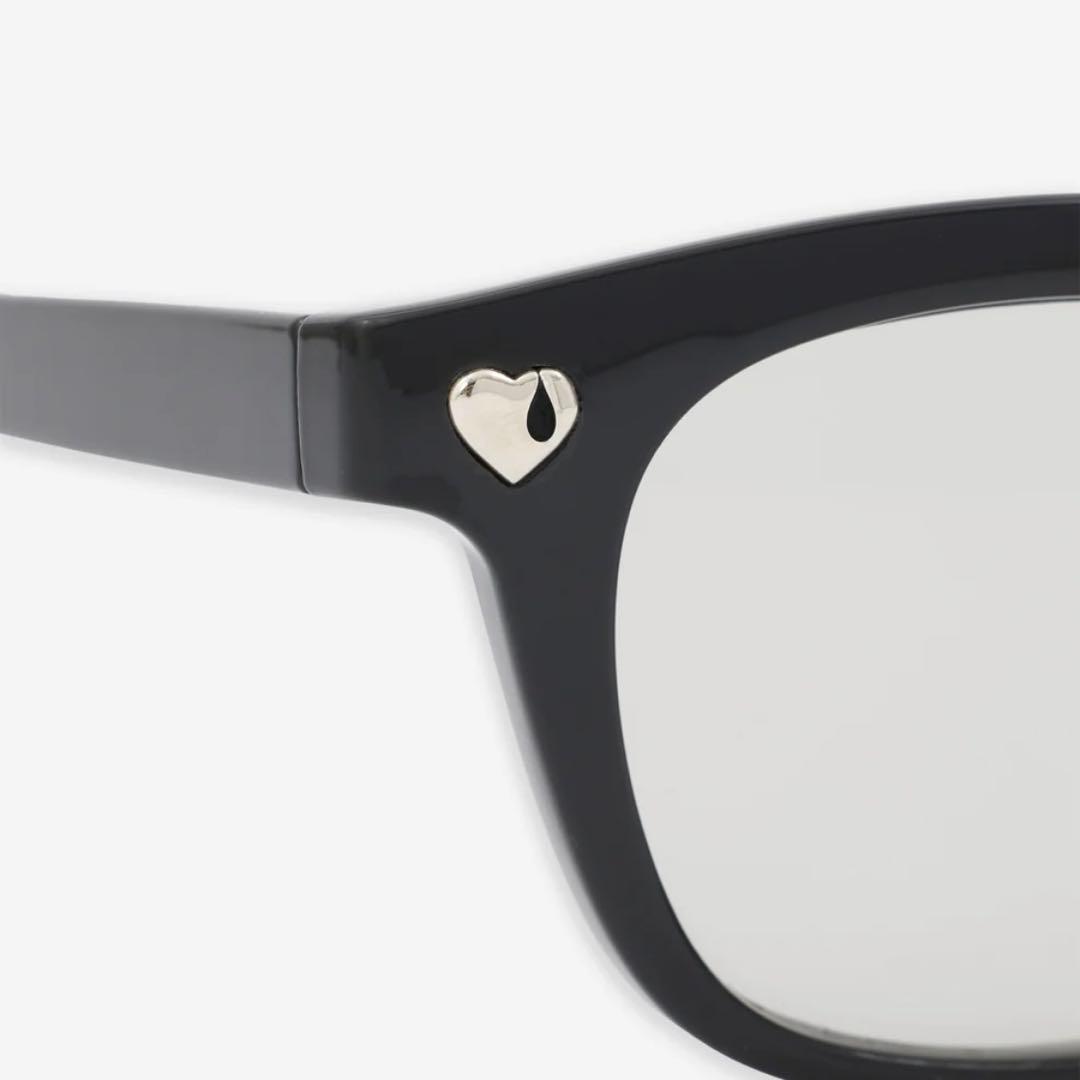 市場完売】GOD ONLY KNOWS ハートロゴサングラス 岩田剛典 - メルカリ