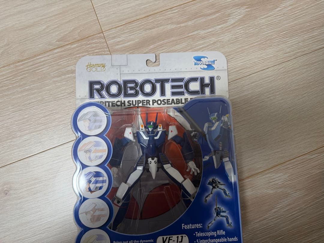 マクロス　トイナミロベテックフィギュア