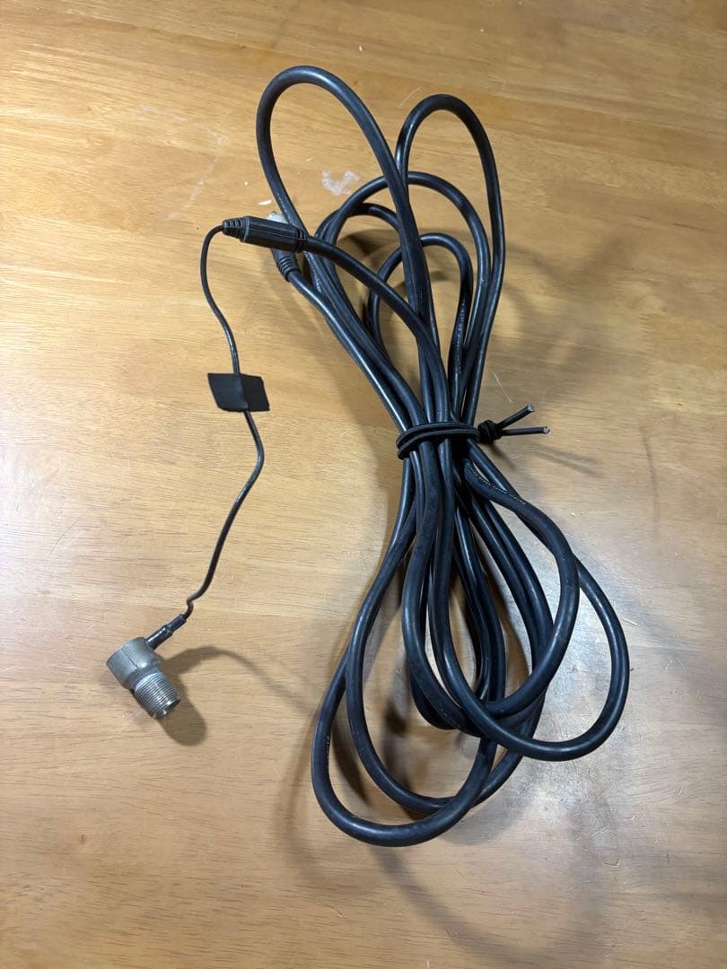 アマチュア無線】FMトランシーバー+車載用アンテナケーブルセット