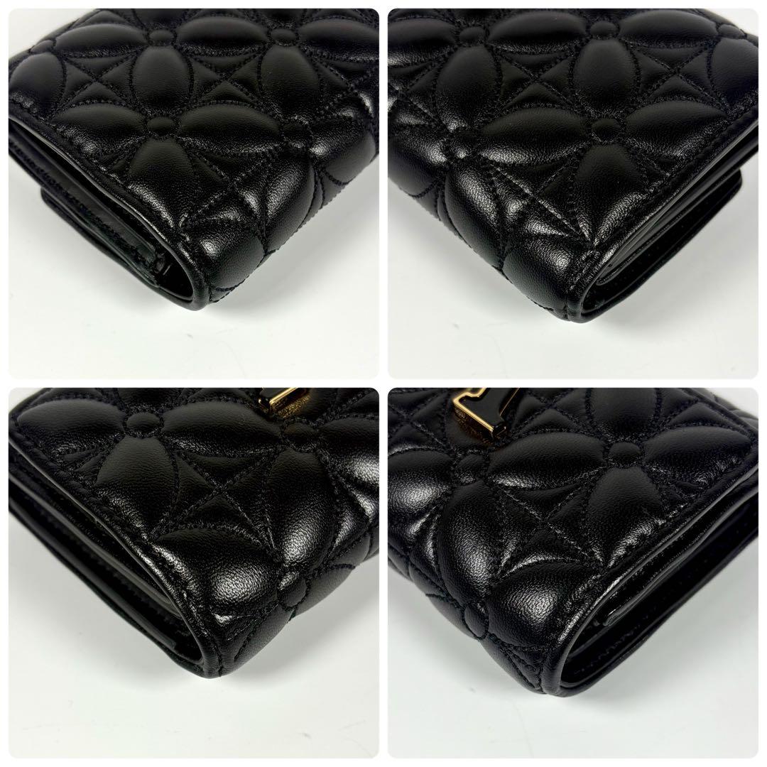 【未使用級】ルイヴィトンポルトフォイユカプシーヌコンパクトキルティングフラワー