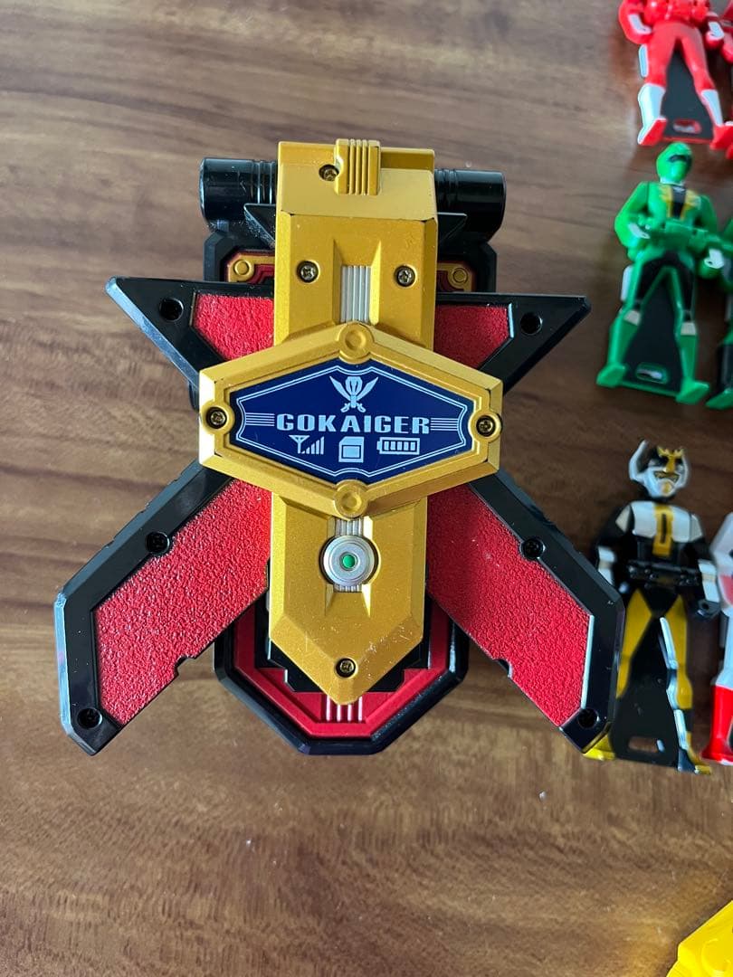 海賊戦隊ゴーカイジャー DXモバイレーツ レンジャーキー　フィギュア2体付き