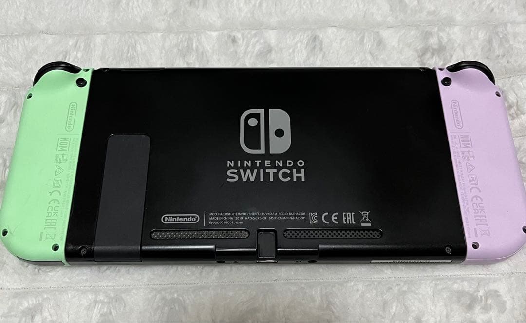 任天堂Switch 本体 ケース付