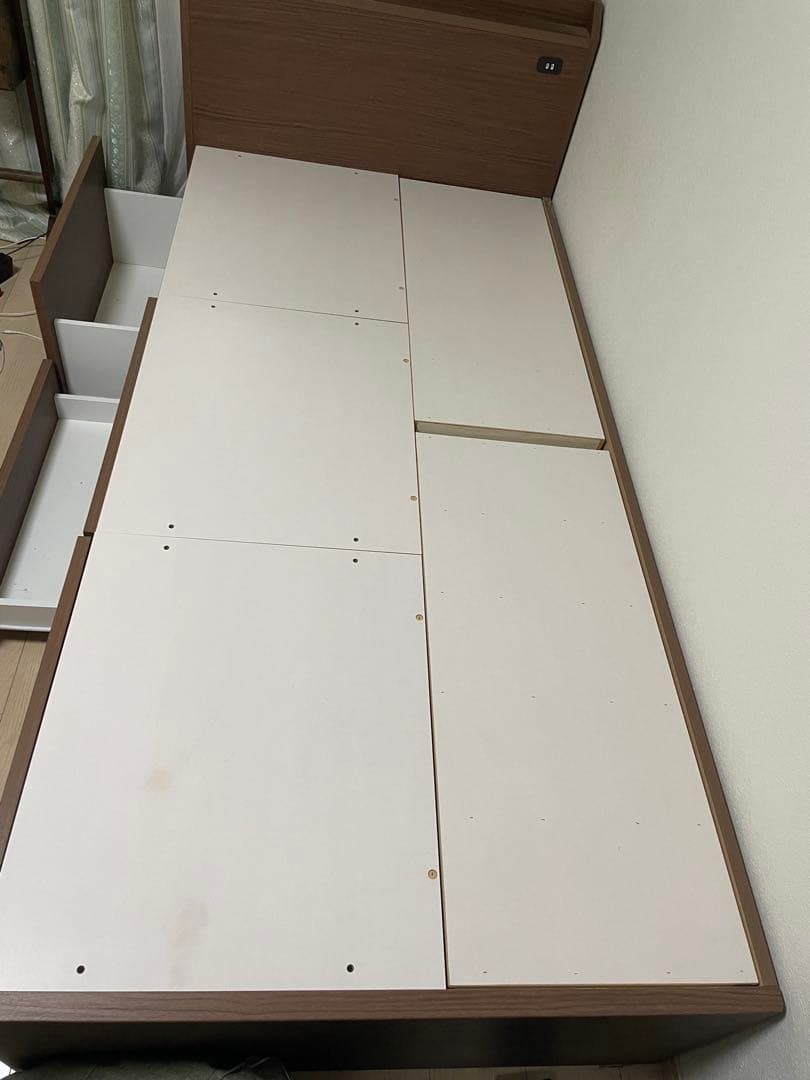 ニトリ　シングルベッドフレーム　引き出し付き