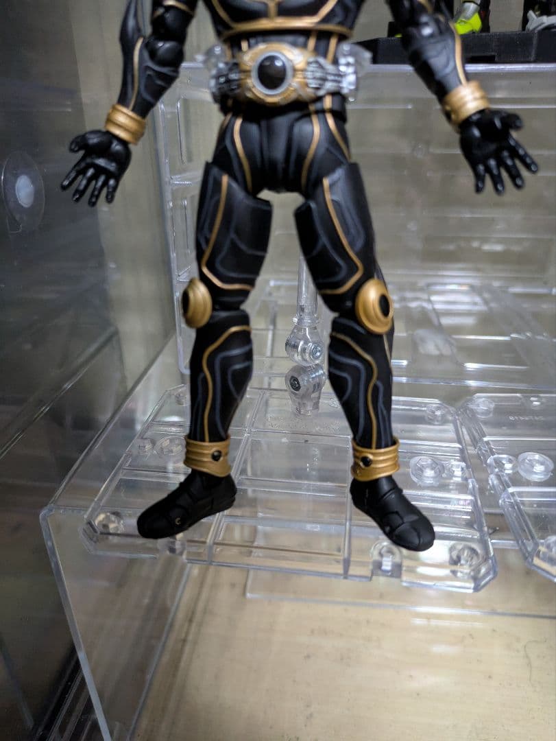 真骨彫S.H.Figuarts仮面ライダークウガアルティメットフォーム　ダグバ