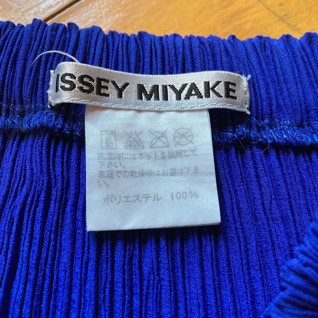 ISSEY MIYAKE プリーツスカート 青　2