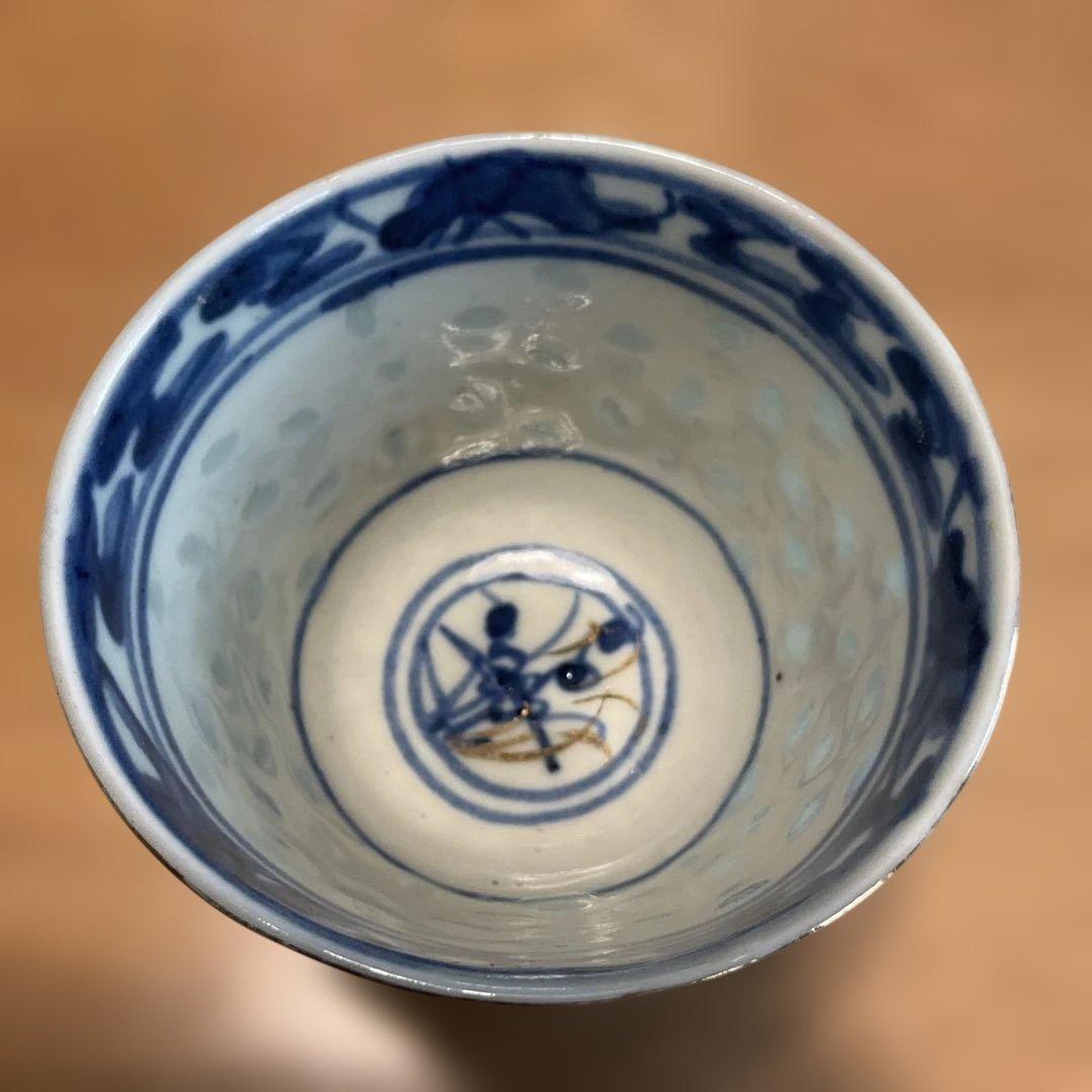 中国清朝の透かし染付の磁器茶碗 - メルカリ