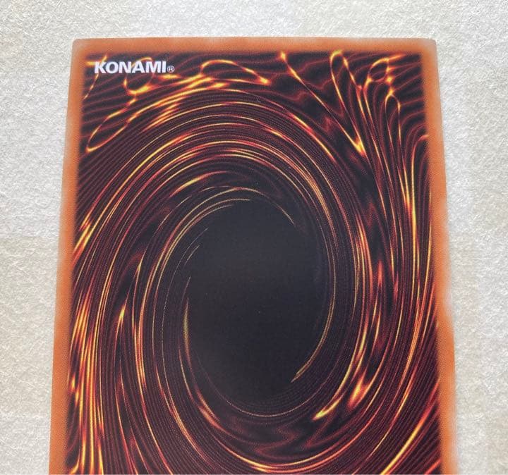 遊戯王　ブラックマジシャン ガール　ウルトラレア仕様　超美品　希少カード