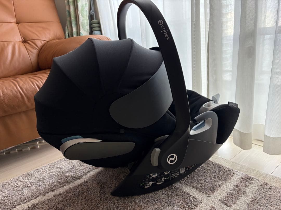 サイベックス Cloud Z i-Size ベビーシート 新生児インレイ付き