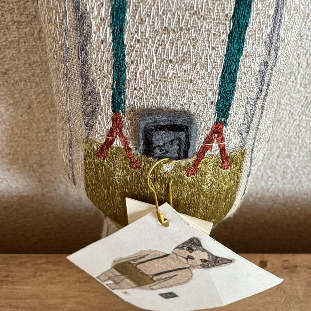 コーラル &タスク　猫のポケットドール