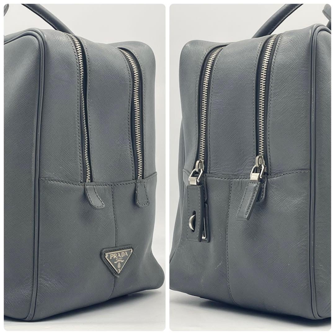 プラダ サフィアーノレザー 大容量 ビジネスバッグ ボストン 2室 三角ロゴ