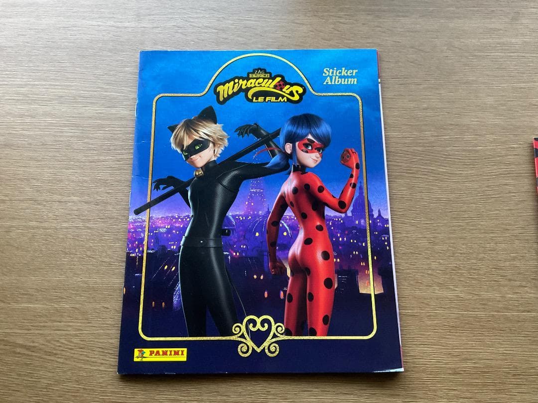 ミラキュラス レディバグ＆シャノワール・シール・人形・フランス