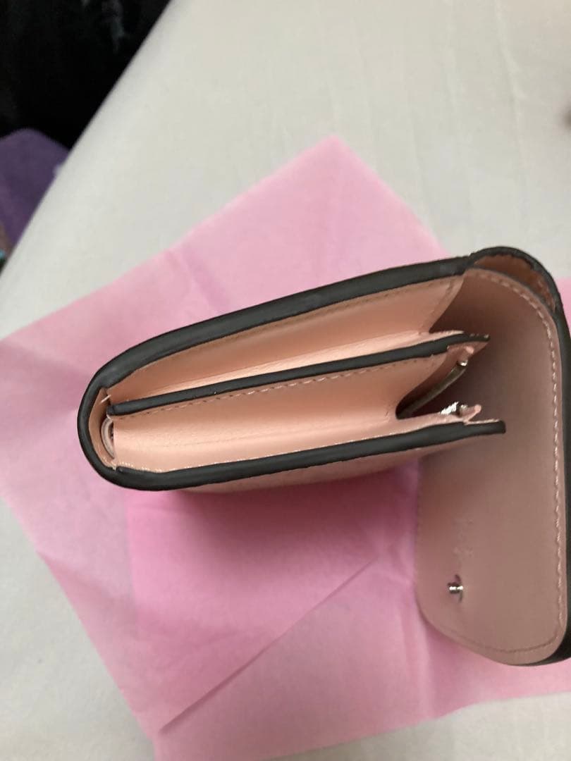 ゆかっち。12/17 再出品　LOUIS VUITTON 財布