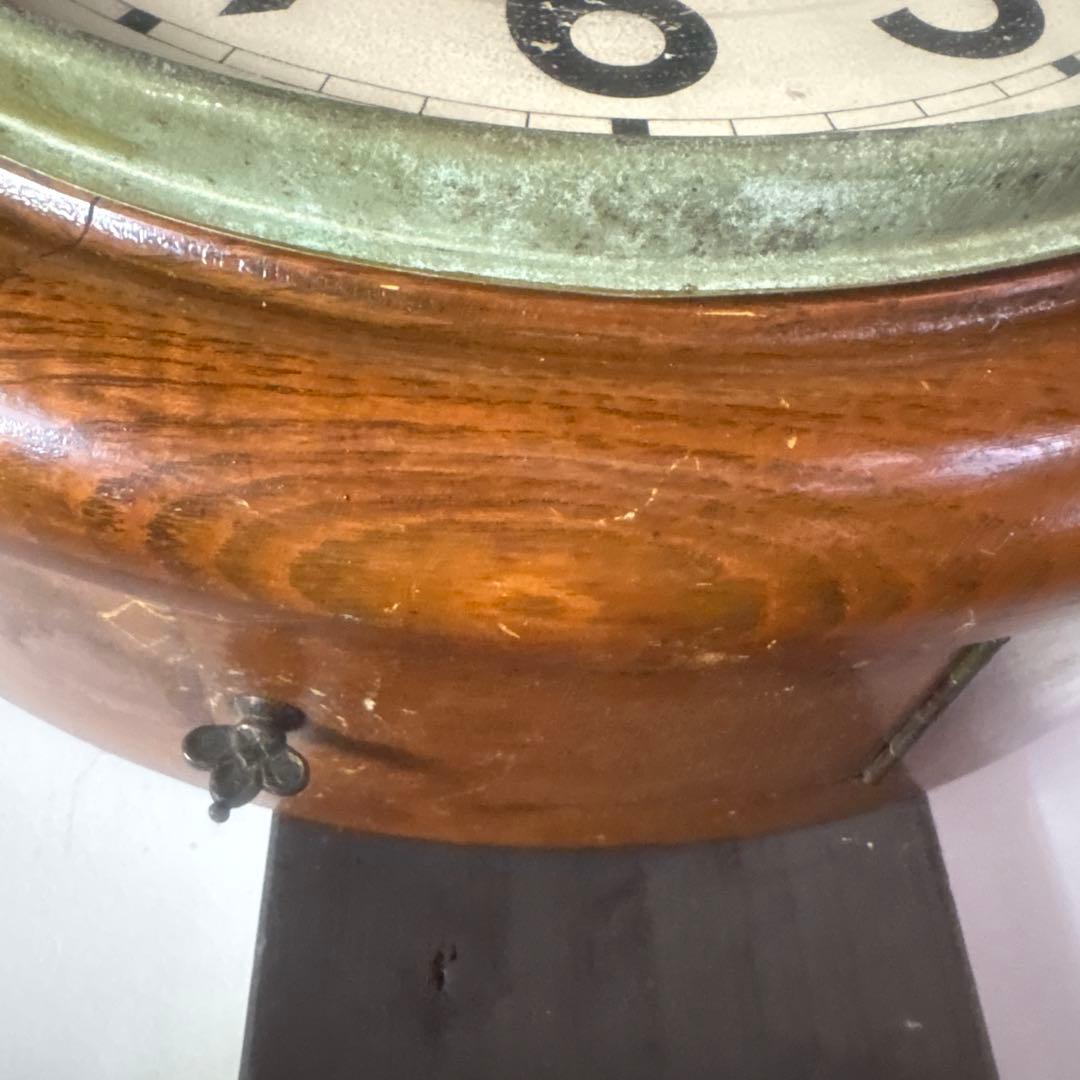 アンティーク時計 大正頃の吉田時計の木製丸時計 - メルカリ